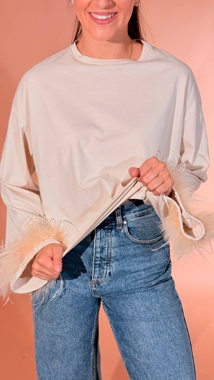 MOTEL t-shirt piuma W26M855 CREMA 