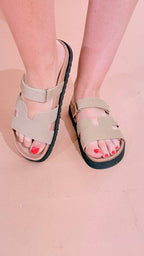 CLAIRE MILANO Ciabatta strap GW3804CAM BEIGE 