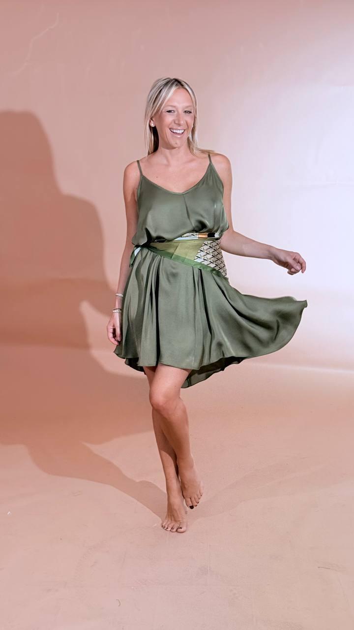 TENSIONE IN Abito sottoveste FA505A05QPE26 VERDE 