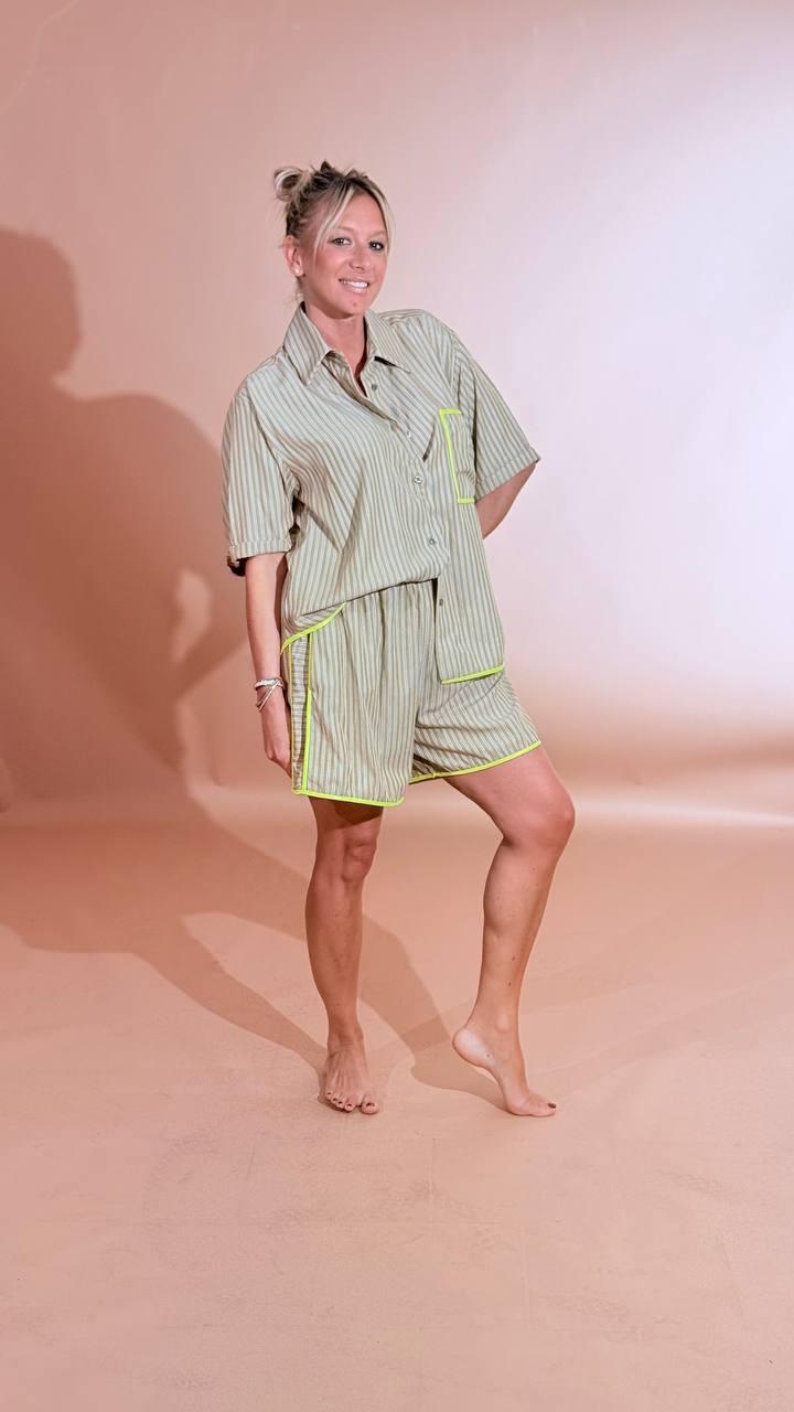 TENSIONE IN Short rigato PE260312 LIME 