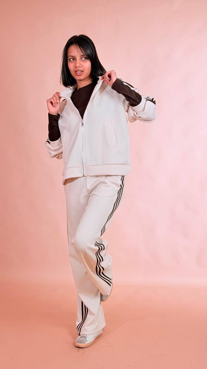 LEVA Tuta con felpa e pantalone con bande 27644 PANNA 