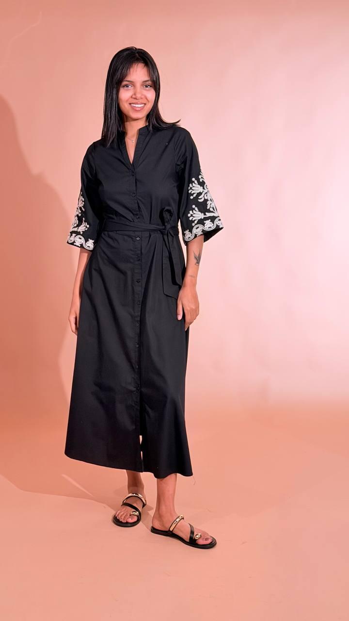 SOYA CONCEPT Abito manica corta con ricamo e cintura 41598 NERO 