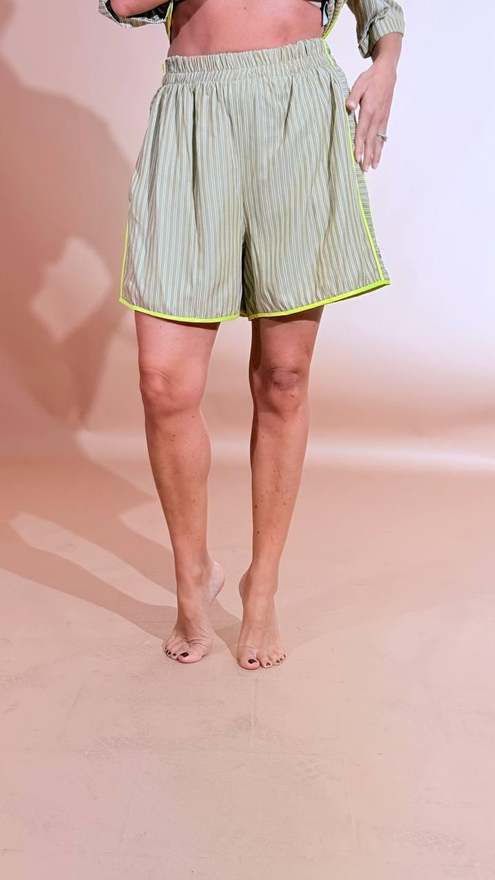 TENSIONE IN Short rigato PE260312 LIME 