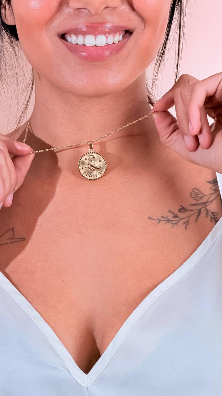 CLUB MANHATTAN Collana segno zodiale scorpione CLBMSCORPIONE ORO 